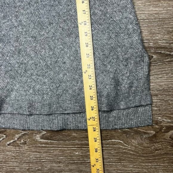 Chico’s Herringbone Heather Gray Textured Tunic Sweater with Deep V-Neck Medium - Picture 12 of 12